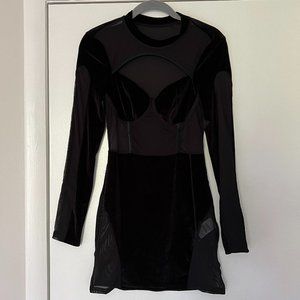 NWOT Cut Out Front Contrast Mesh Velvet Bodycon Dress